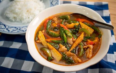 Thai Jungle Curry with Chicken (Gaeng Pa Gai).